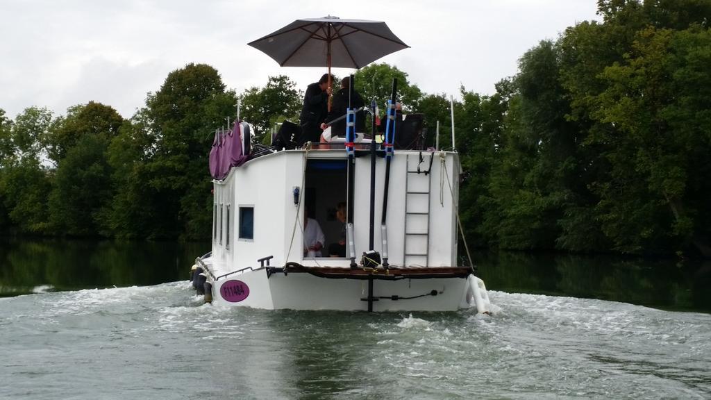 Bateau Houseboat Camille Hotel Donchery Exterior photo